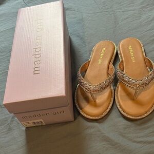 Steve Madden Glittering Silver Sandals